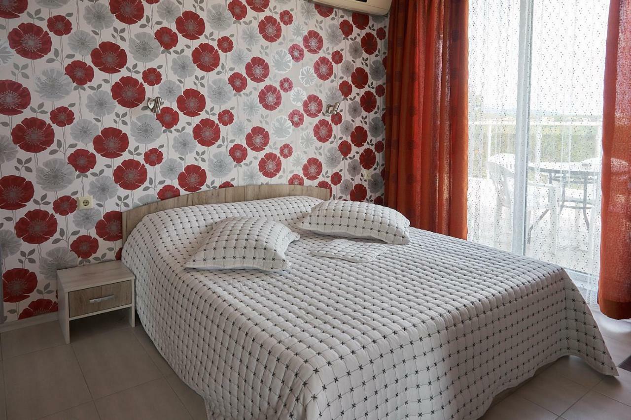 Hotel Sea Star Приморско Εξωτερικό φωτογραφία